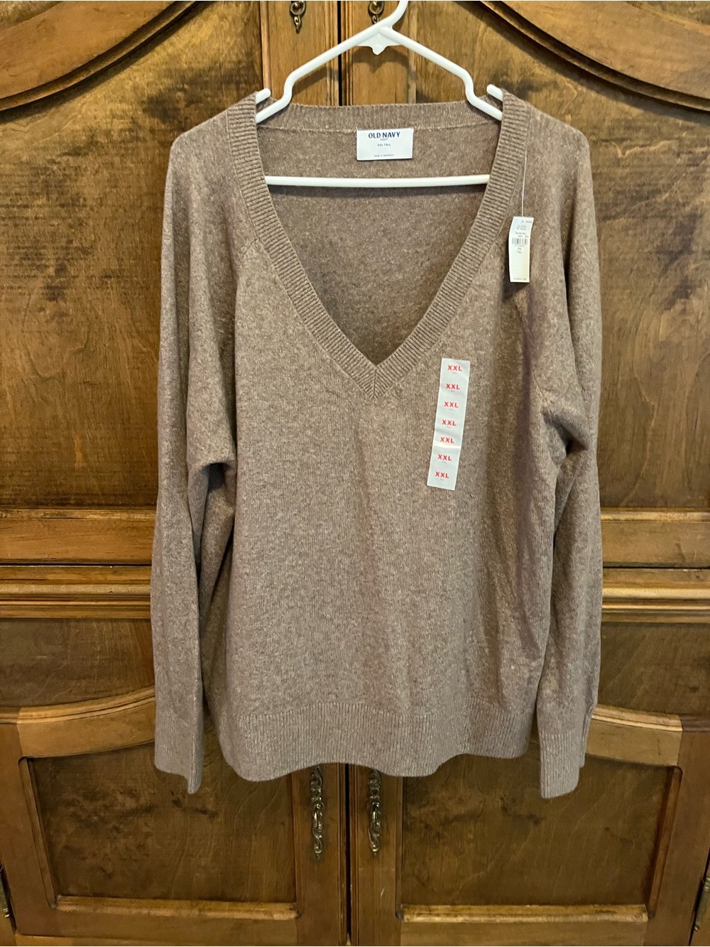 XXL Old Navy Women's V-Neck Sweater - Taupe - Picture 1 of 4